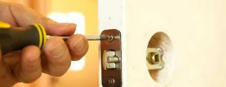 Affordable Locksmith Services Clearwater, FL 727-322-4090 - 24-hour-lock-key-01